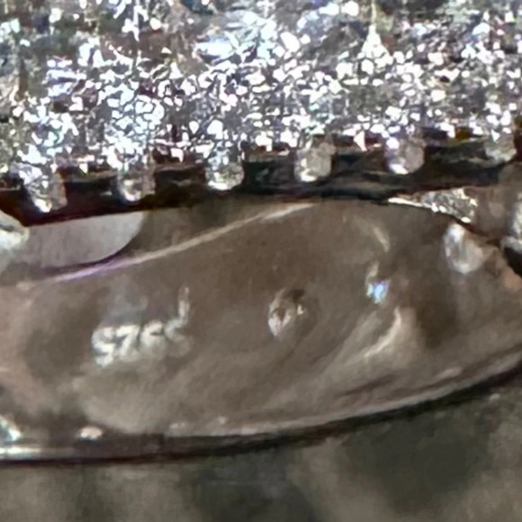 925 Sterling Silver 10ct Moissanite Ring, Fast Creative Ring, with box - Picture 8 of 10